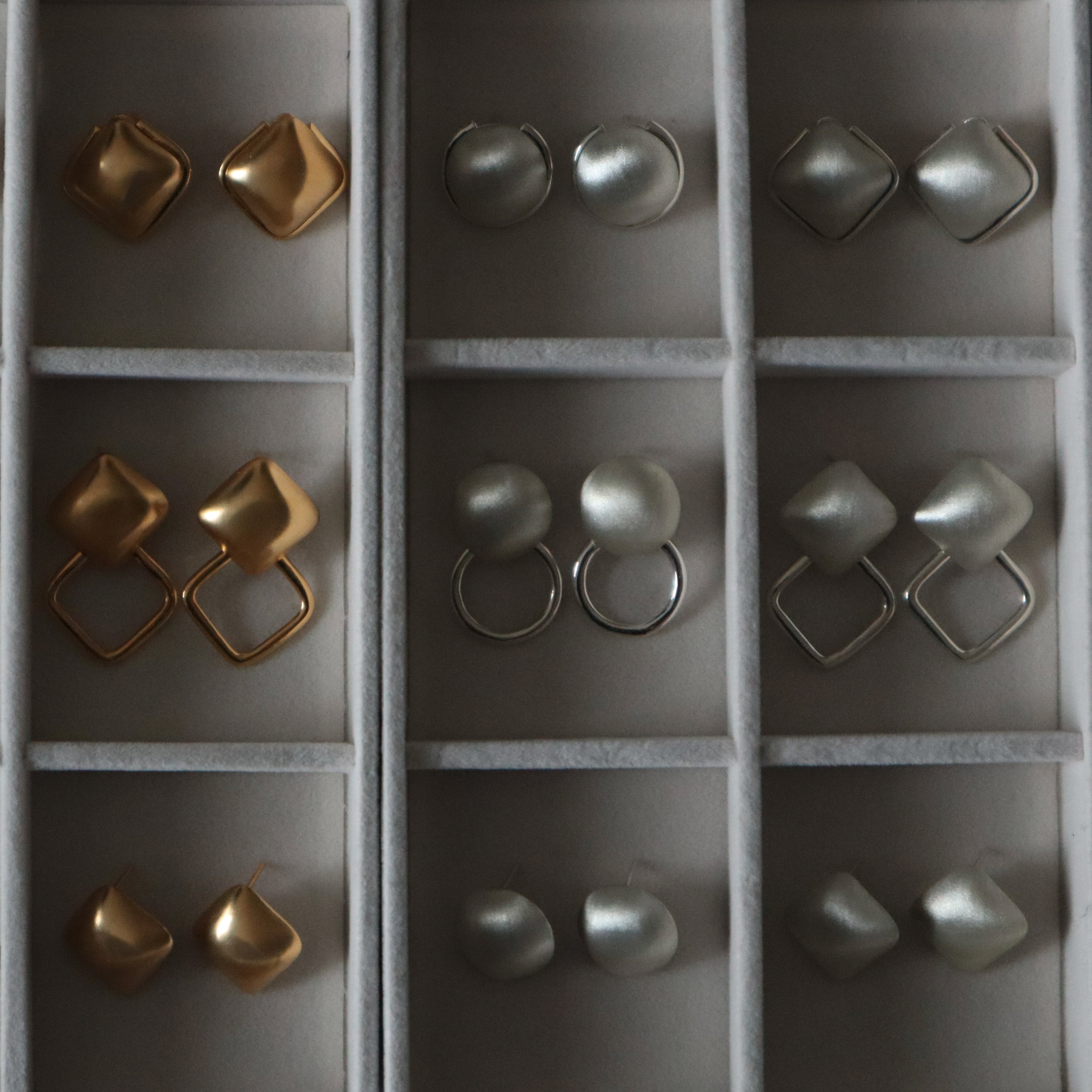 Aretes 2 en 1 Luna - Con Aros Removibles