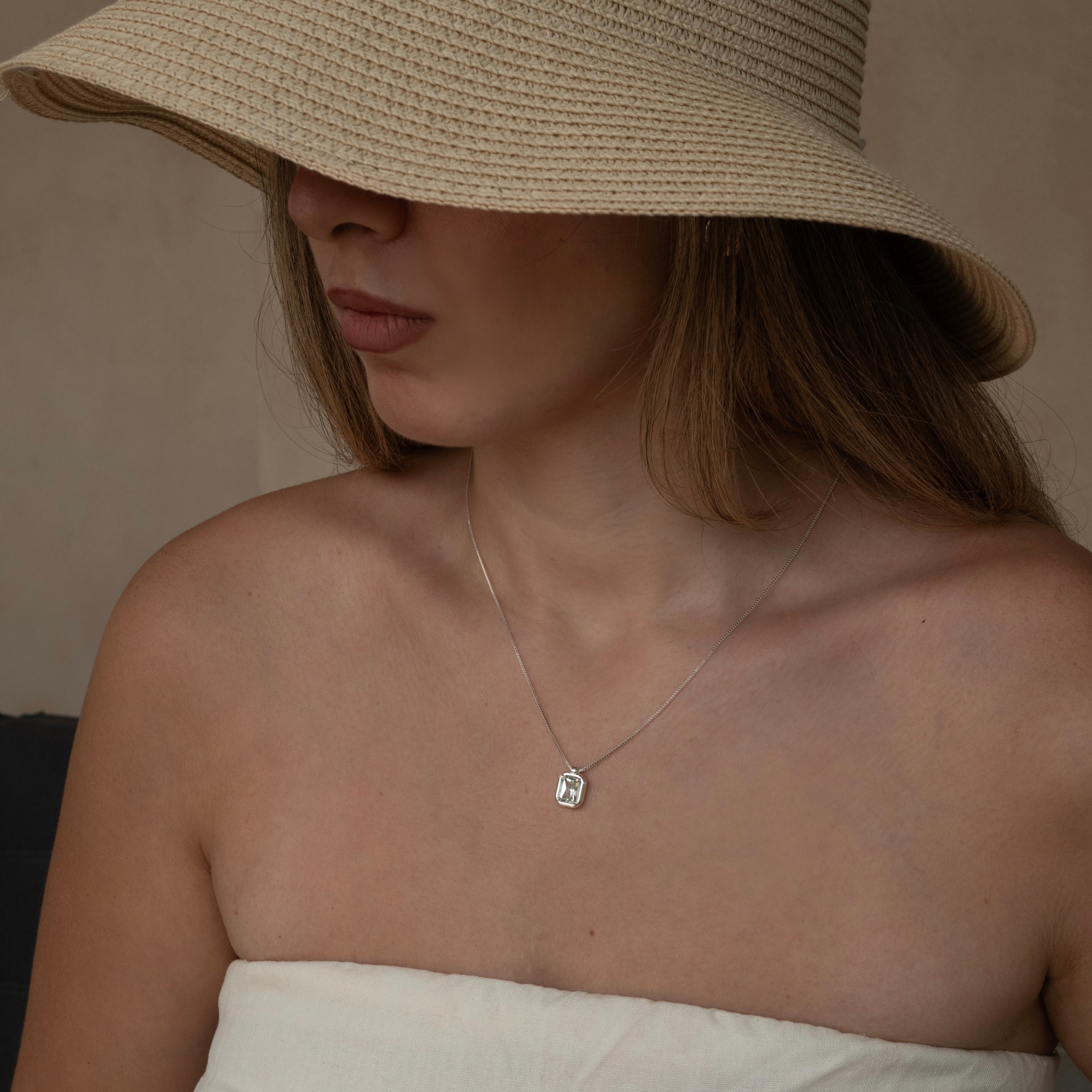 Palais Necklace